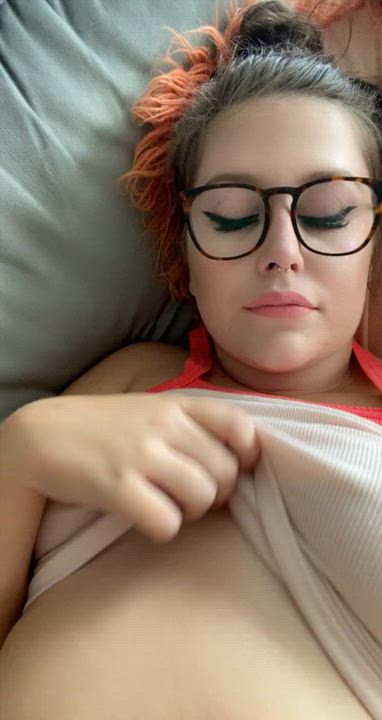 Boobs porn video with onlyfans model Samantha rose <strong>@peachy_virgo</strong>