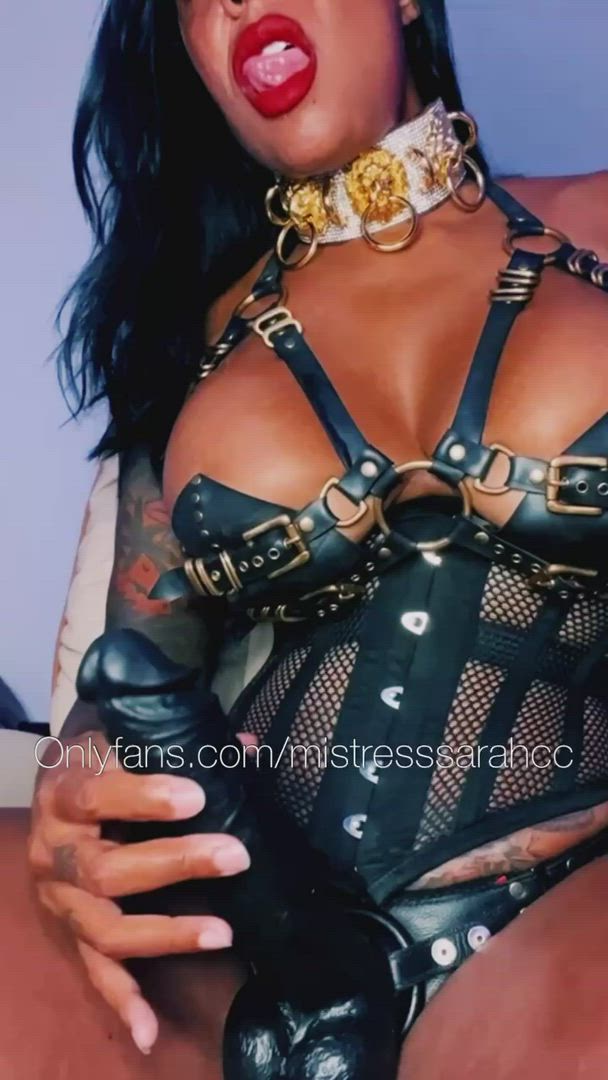 Porn video with onlyfans model SarahTheInvader <strong>@mistresssarahcc</strong>