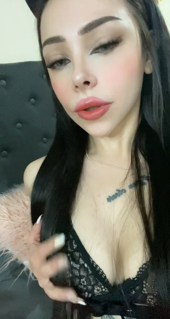 Brunette porn video with onlyfans model scalebunny <strong>@elifoyou</strong>