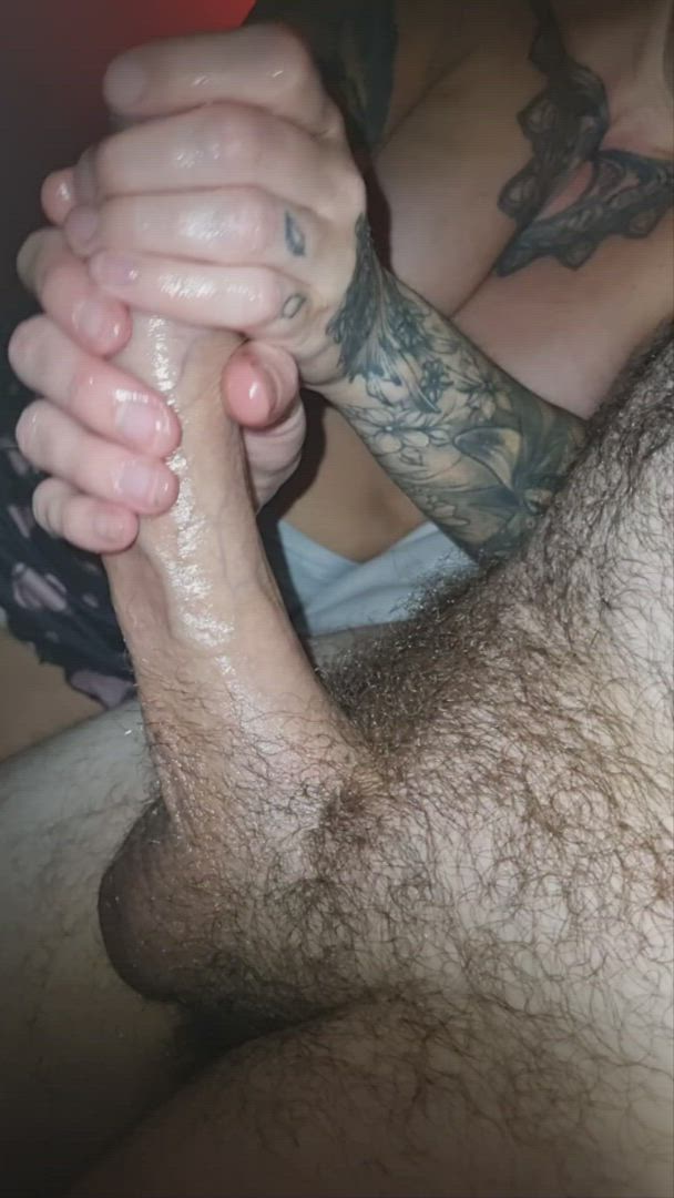 Balls porn video with onlyfans model Sean <strong>@scottishcouple35</strong>