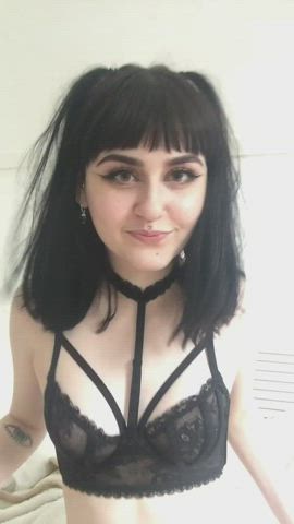 18 Years Old porn video with onlyfans model shypeach <strong>@nihilist-peach</strong>