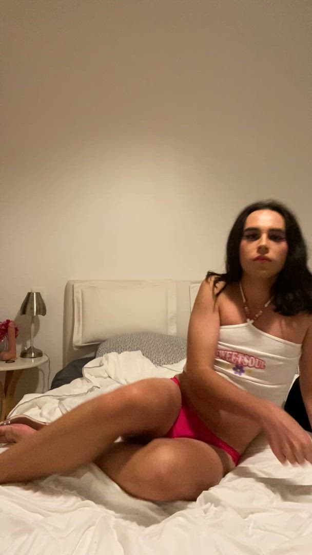 Sissy porn video with onlyfans model sissyvic <strong>@yoursissyvicky</strong>