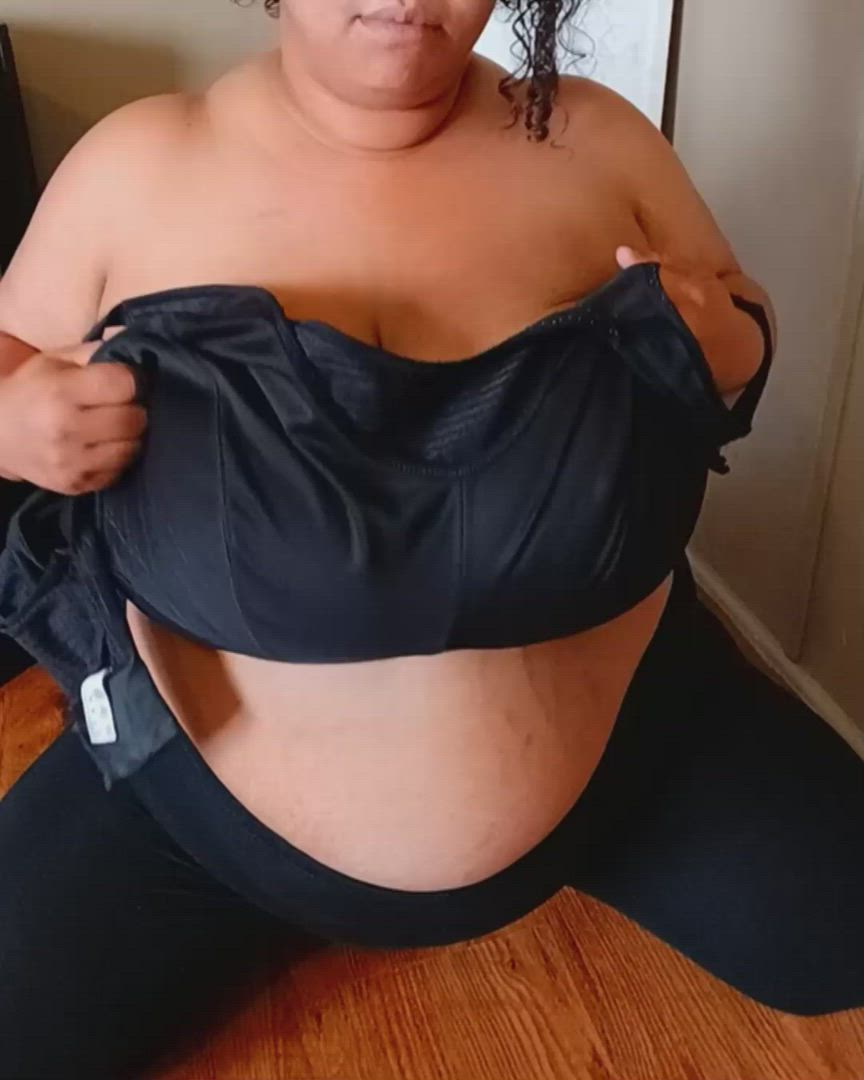 BBW porn video with onlyfans model Sliceofcaramel87 <strong>@gwen4you</strong>