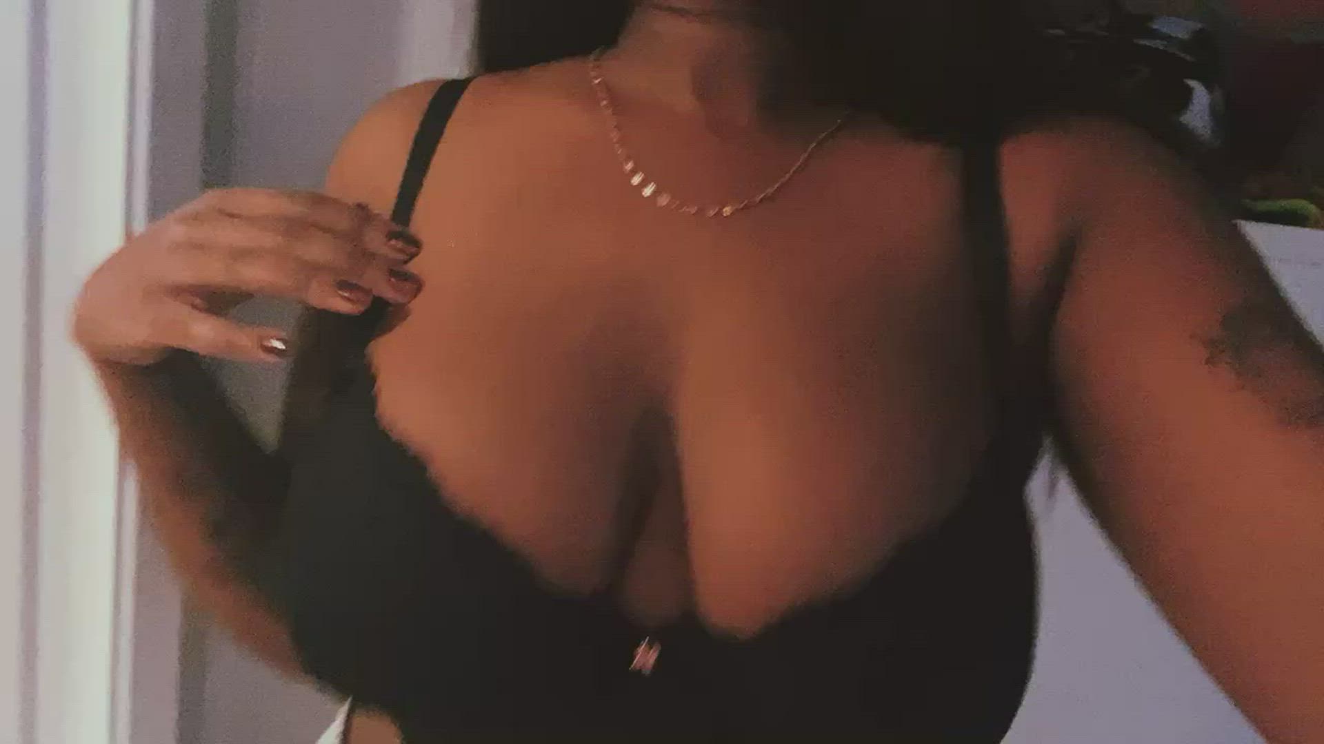 Big Tits porn video with onlyfans model Sonja MaXXXwell 😇 <strong>@sonjamaxwell</strong>