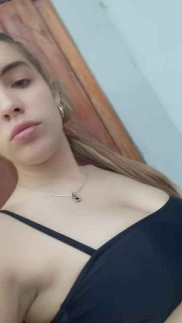 18 Years Old porn video with onlyfans model stacymalibu <strong>@cuteestacy</strong>