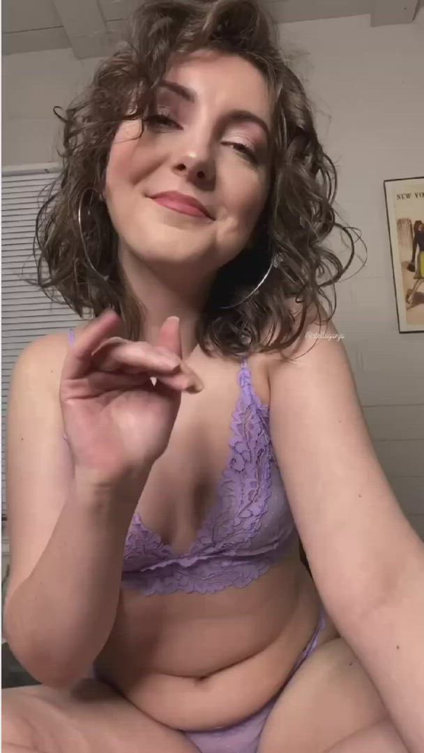 Lingerie porn video with onlyfans model stellashowsfeet <strong>@stellaganja</strong>