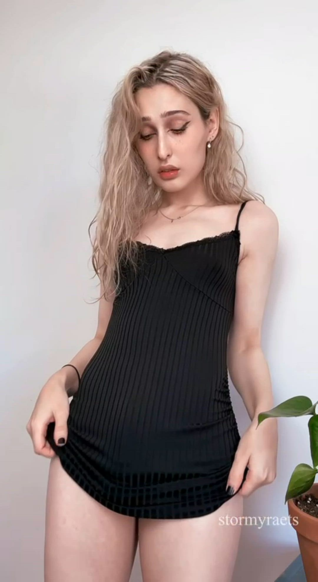 Amateur porn video with onlyfans model stormyyraets <strong>@stormyraets</strong>