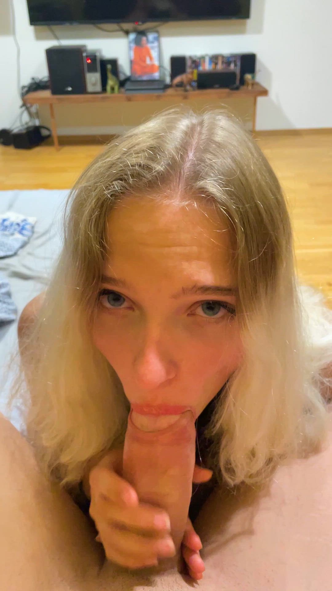 Big Dick porn video with onlyfans model sweetblueeyes <strong>@sweetbluez</strong>