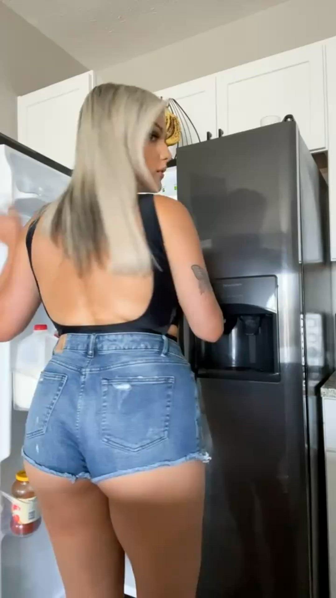 Ass porn video with onlyfans model thatbrazilianblonde <strong>@thatbrazilianblonde</strong>