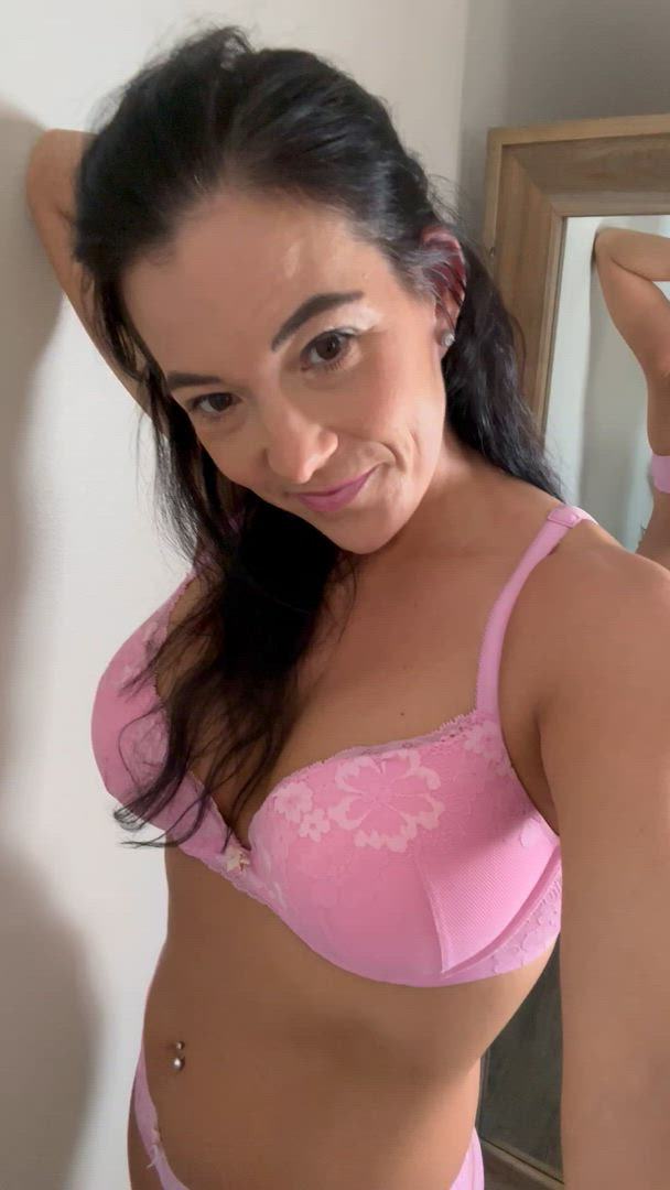 MILF porn video with onlyfans model thefitmomkate <strong>@thefitmomkate</strong>