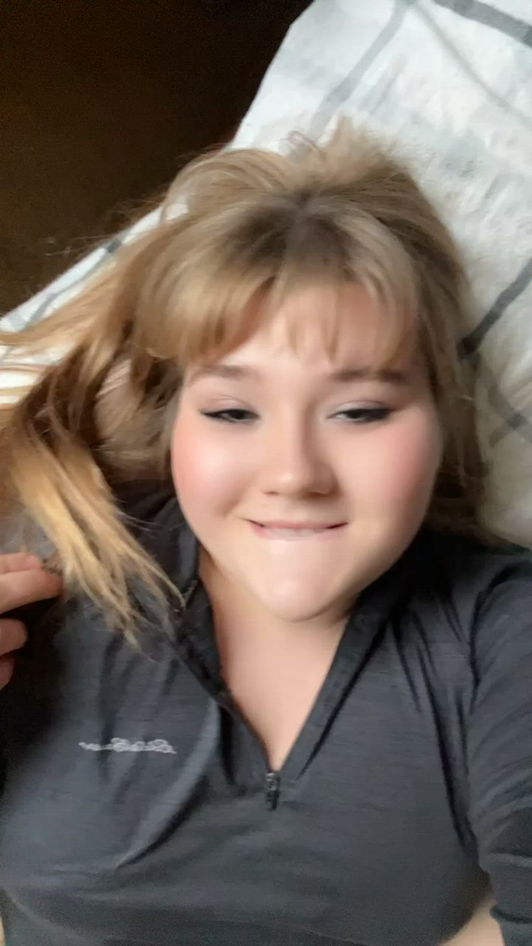BBW porn video with onlyfans model thequeencloe7 <strong>@thequeencloe7</strong>