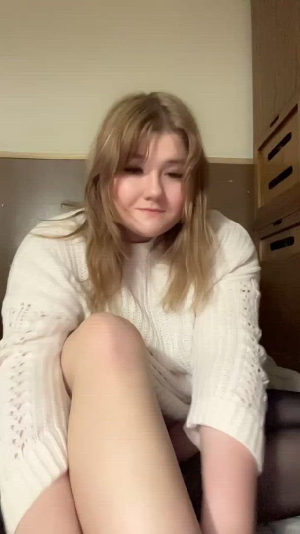 NSFW porn video with onlyfans model thequeencloe7 <strong>@thequeencloe7</strong>