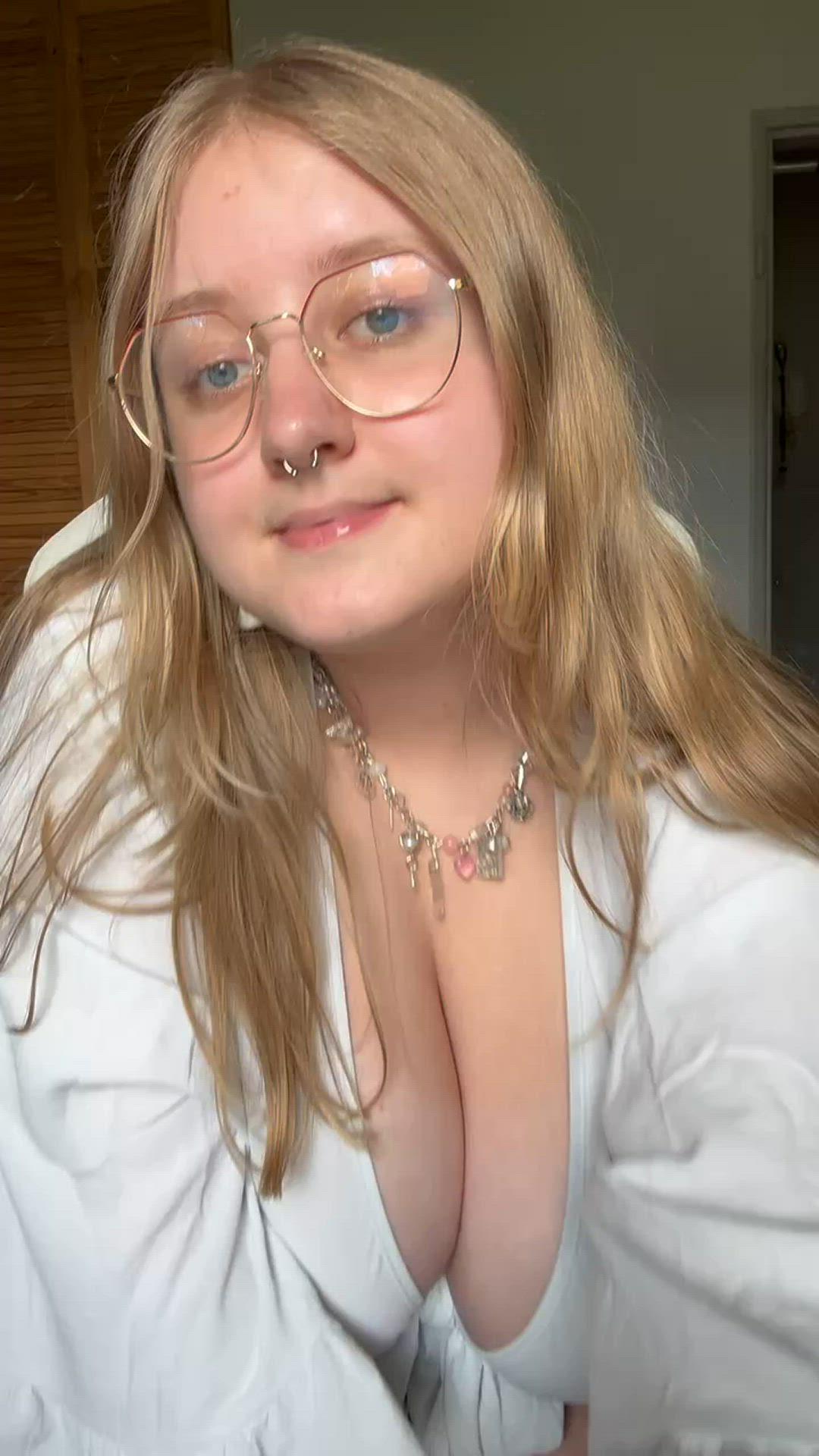 Big Tits porn video with onlyfans model thiccangel <strong>@thiccangel69</strong>