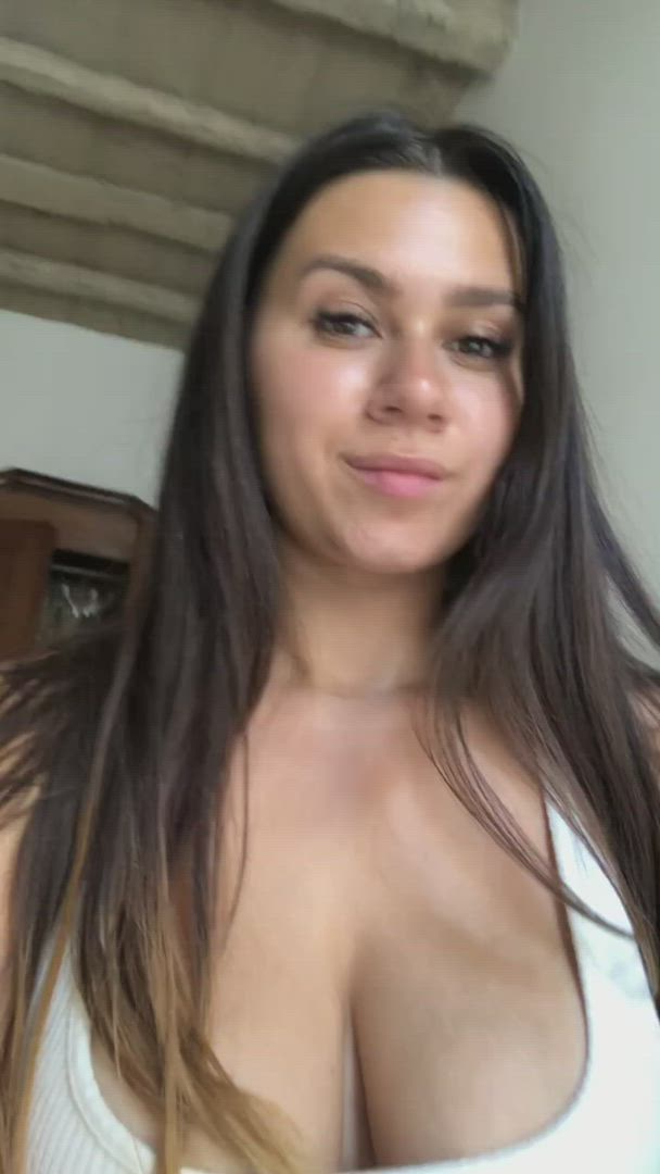 18 Years Old porn video with onlyfans model Viky <strong>@viky-sxy</strong>