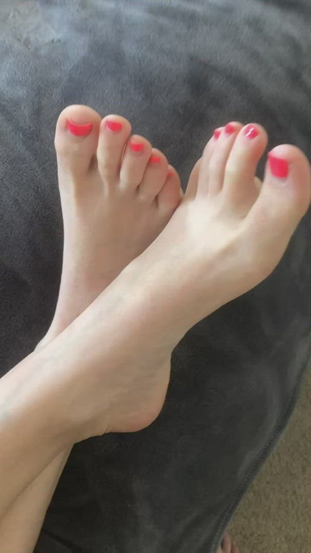 Feet porn video with onlyfans model Wifey D (Bang.Boop) <strong>@bang.boop</strong>