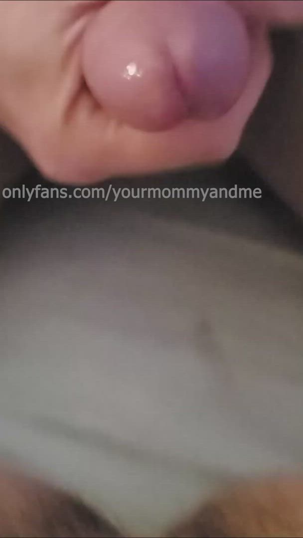 Amateur porn video with onlyfans model yourmommyandme <strong>@yourmommyandme</strong>