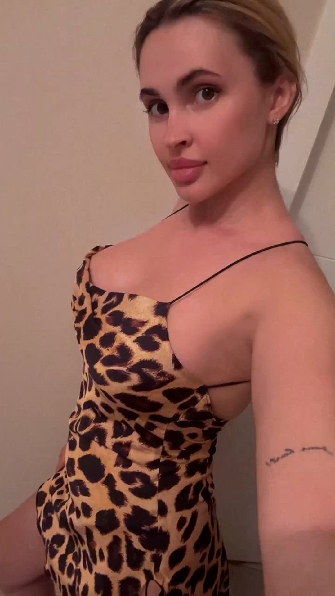 Big Tits porn video with onlyfans model yourmommylovesu <strong>@nikky_titty</strong>