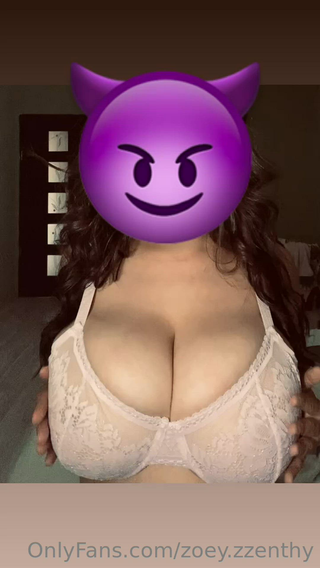 Big Tits porn video with onlyfans model zoeyzzenthy <strong>@zoey.zzenthy</strong>
