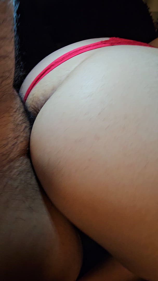 Amateur porn video with onlyfans model yummyjessy69 <strong>@jesstony</strong>