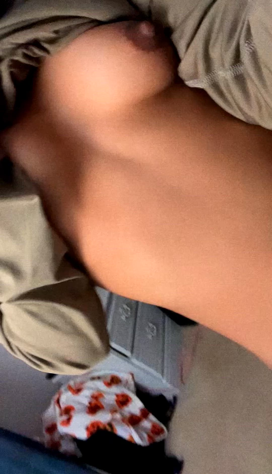 Tits porn video with onlyfans model spicymashishe <strong>@spicymashishe</strong>