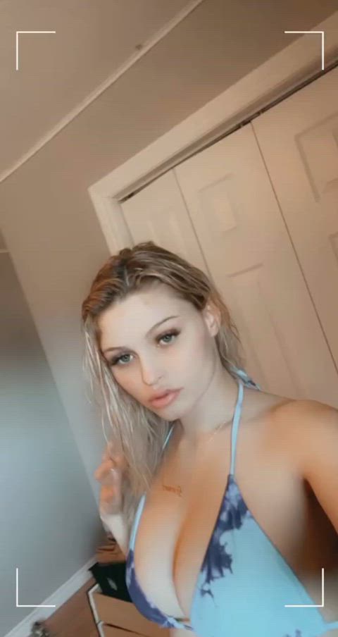 Cute porn video with onlyfans model milanibabyxoxo <strong>@milanibabyxoxo</strong>