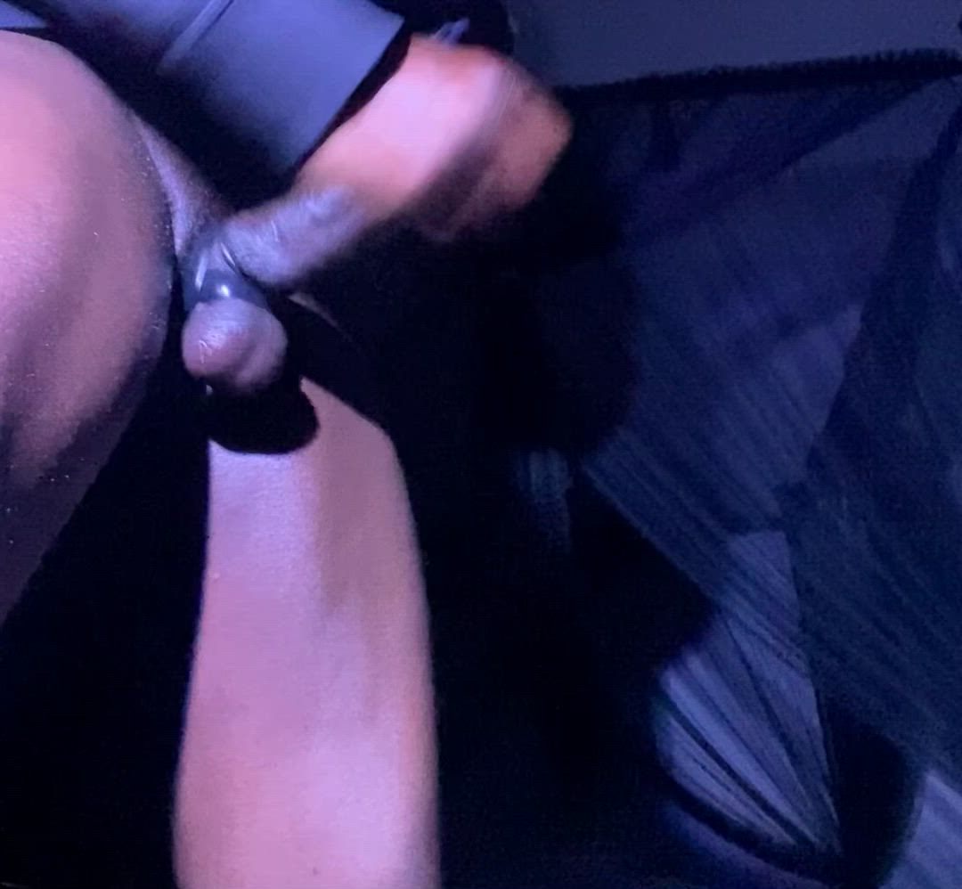 Cumshot porn video with onlyfans model billyonyx <strong>@billyonyx</strong>