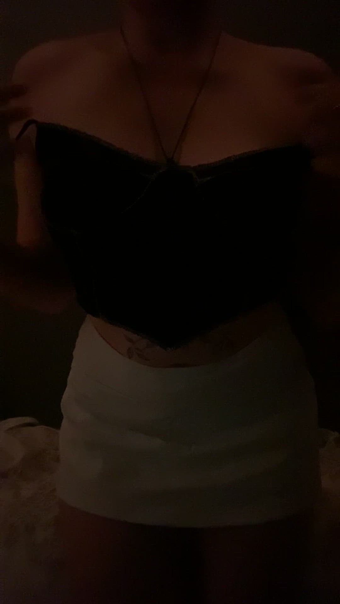 Tits porn video with onlyfans model brattyqueerxo00 <strong>@bradley.rose</strong>