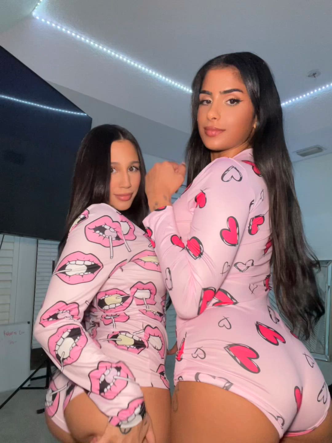 Ass porn video with onlyfans model SLAYHIL <strong>@slayhil</strong>