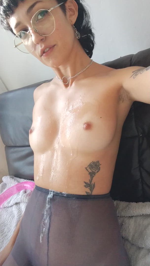 Petite porn video with onlyfans model oddgwenny <strong>@odd-gwenny</strong>