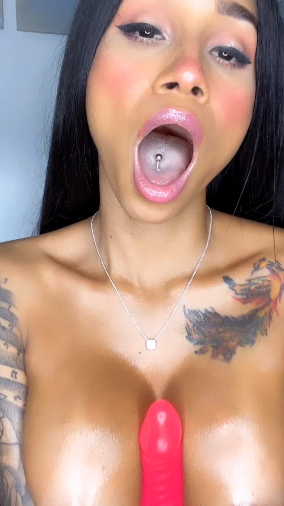 Big Tits porn video with onlyfans model officialverog <strong>@tuflacaverog</strong>