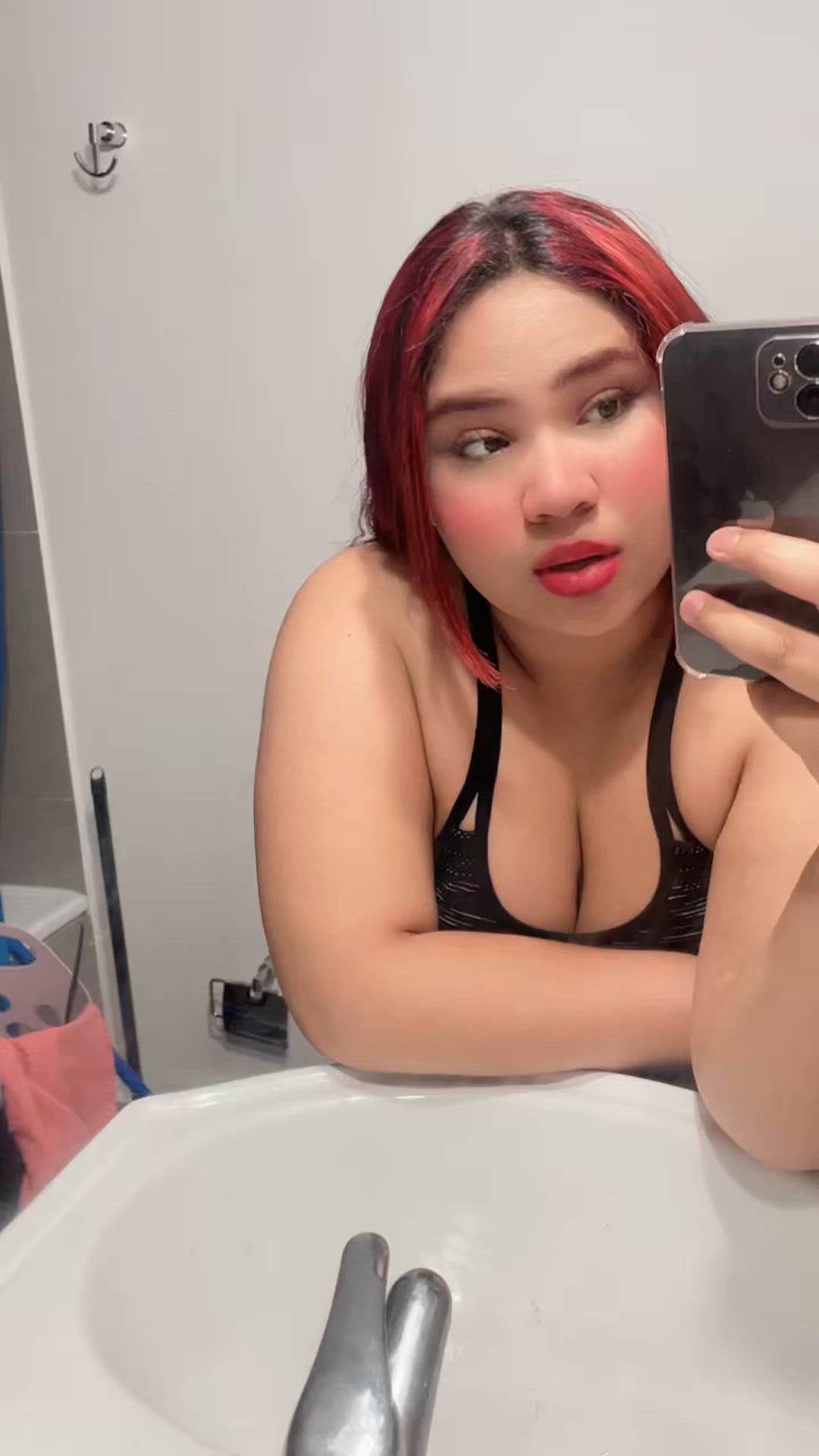 Teen porn video with onlyfans model kimbunny18 <strong>@kimbunny18</strong>