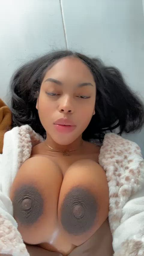 19 Years Old porn video with onlyfans model Ava🍒 <strong>@ava264</strong>