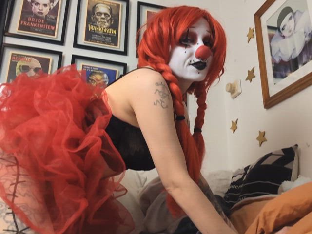 OnlyFans porn video with onlyfans model klunahowl <strong>@junkyardcryptidclowns</strong>