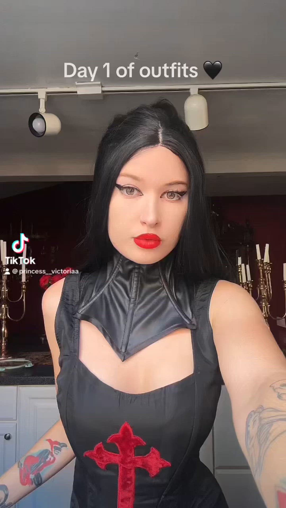 Goth porn video with onlyfans model nymphharleyquinn <strong>@alida_lolaa</strong>