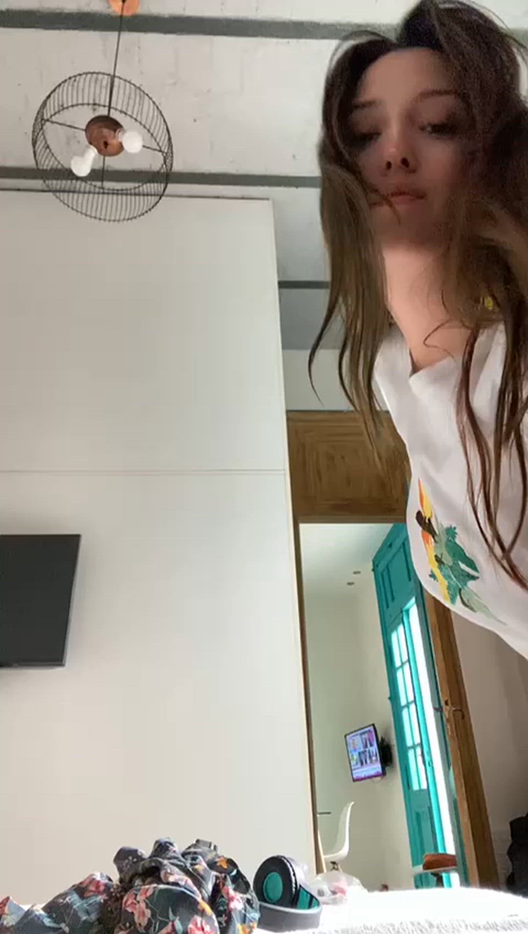Amateur porn video with onlyfans model lunaaaprincess <strong>@luciaaahanson</strong>