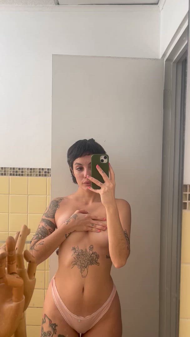 OnlyFans porn video with onlyfans model heyhijuni <strong>@heyhijuni</strong>