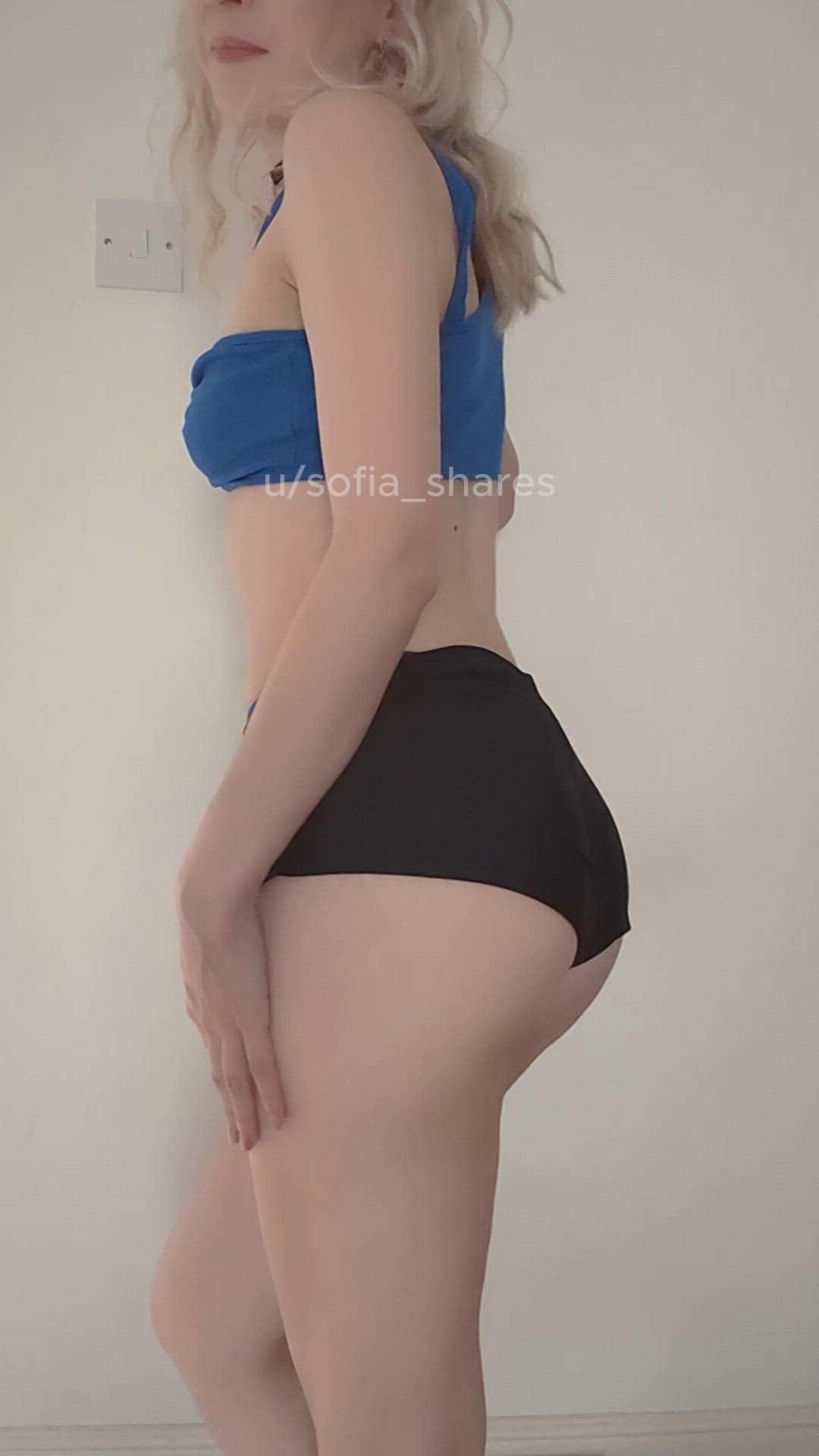 Ass porn video with onlyfans model sofiashares <strong>@sofia_shares</strong>
