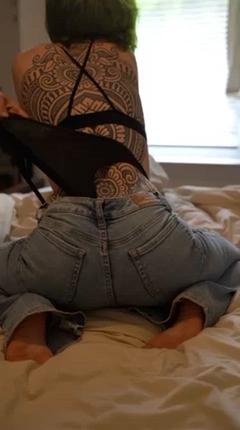 Ass porn video with onlyfans model tattsnwedgies <strong>@tattoosandwedgies</strong>