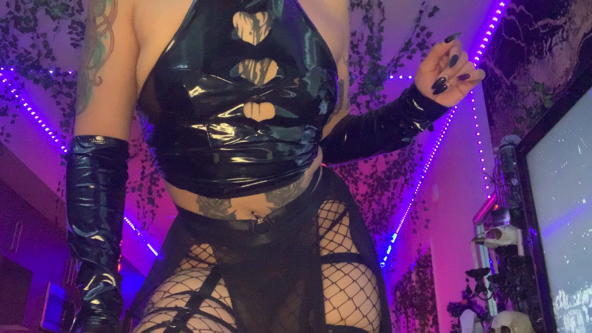 Ass porn video with onlyfans model poisonivy666 <strong>@poison_ivy666</strong>