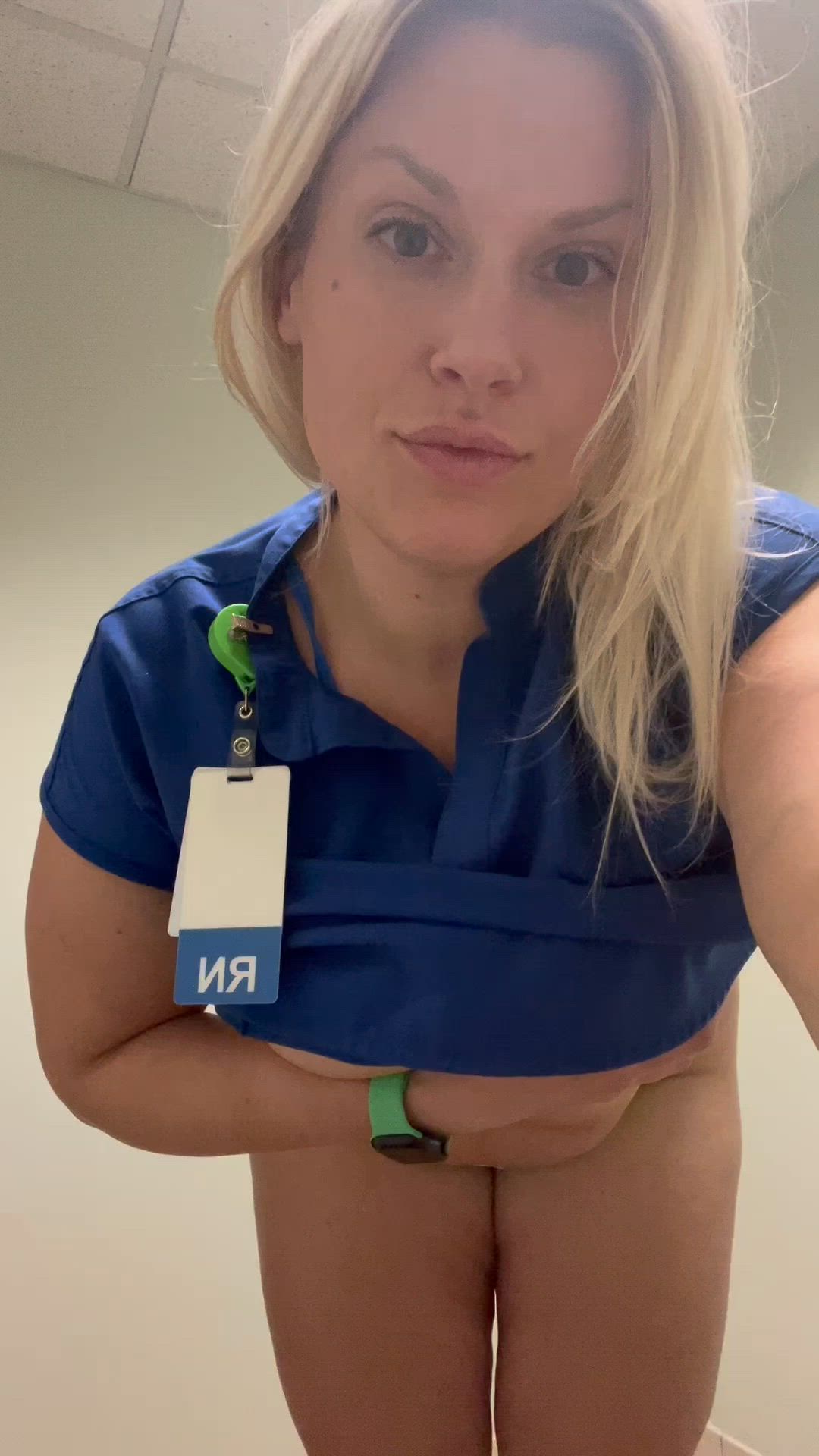 Amateur porn video with onlyfans model nursebrooklyn <strong>@nursebrooklyn</strong>
