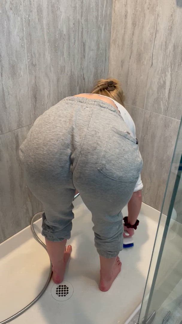Ass porn video with onlyfans model gymbabybella <strong>@gymbabybella</strong>