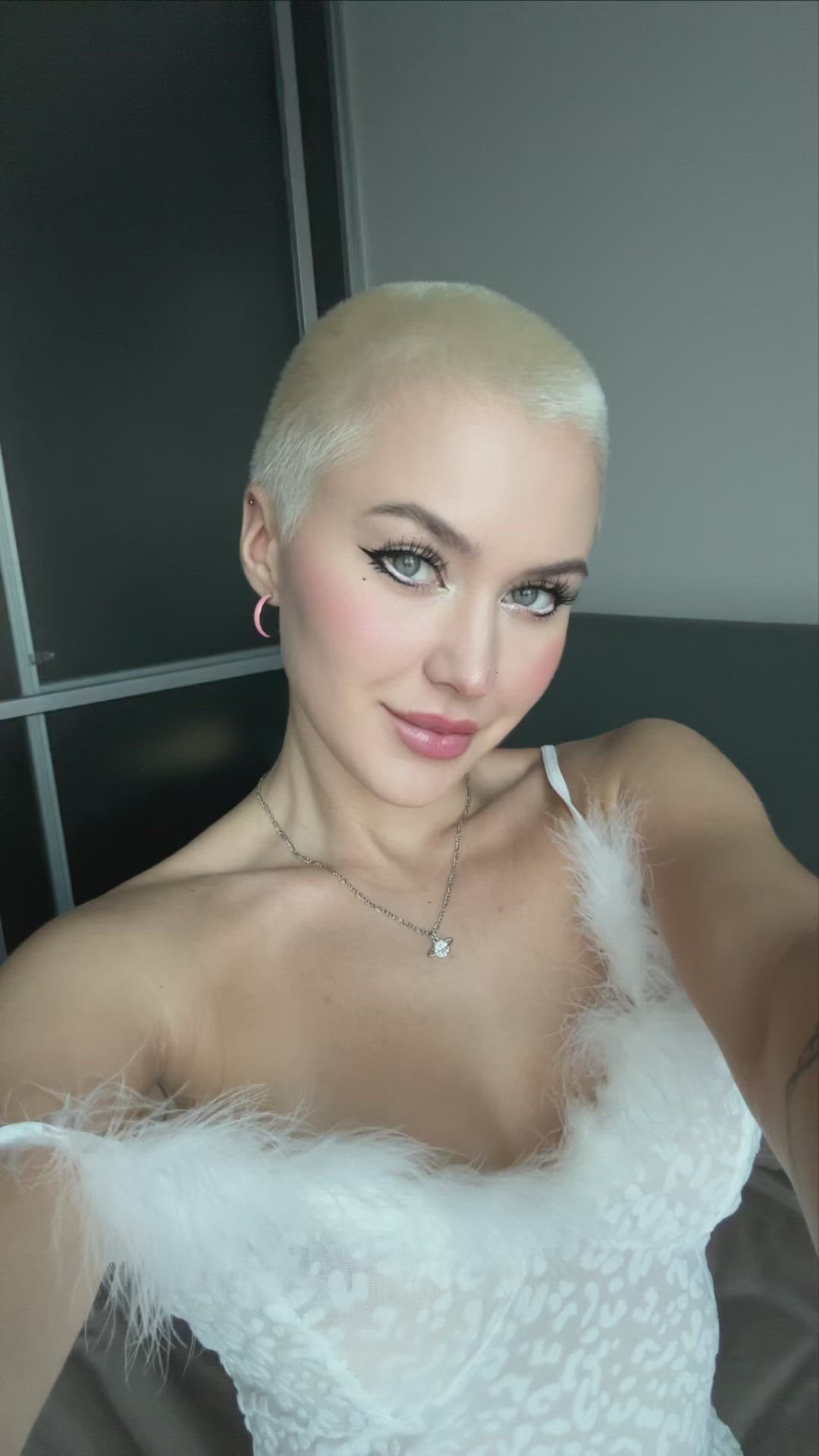 Big Tits porn video with onlyfans model lunaohmy <strong>@ohmy_luna</strong>