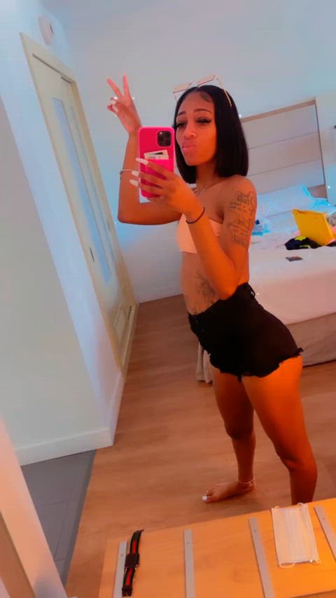 Ass porn video with onlyfans model prettyypetite88 <strong>@prettyypetite88</strong>