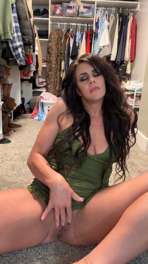 Pussy porn video with onlyfans model chbeauty <strong>@xocourtxoxo</strong>