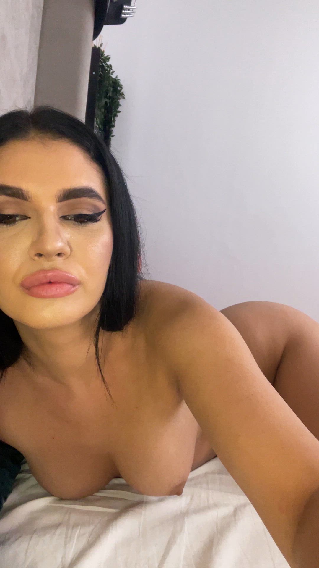 Ass porn video with onlyfans model yourbadbruneet <strong>@ivymelrose</strong>