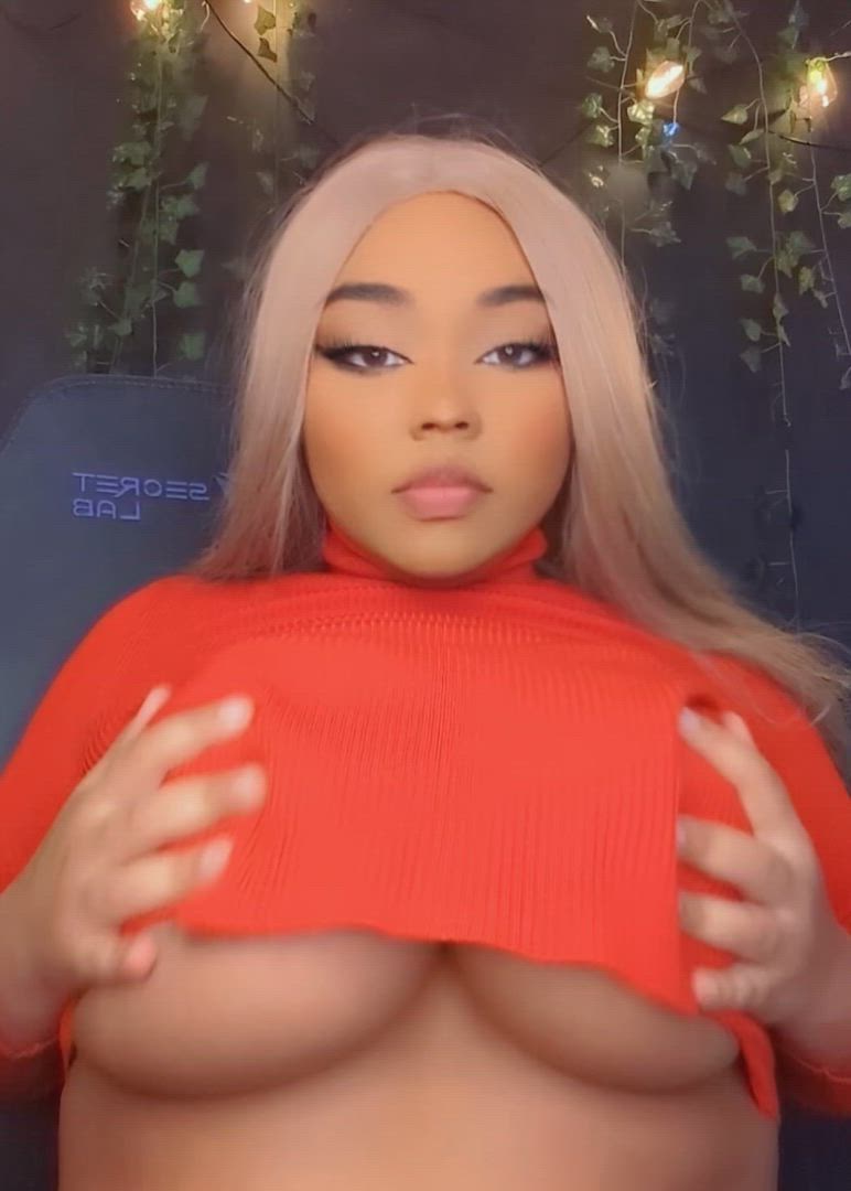 Big Tits porn video with onlyfans model Iris Black <strong>@iris_black21</strong>