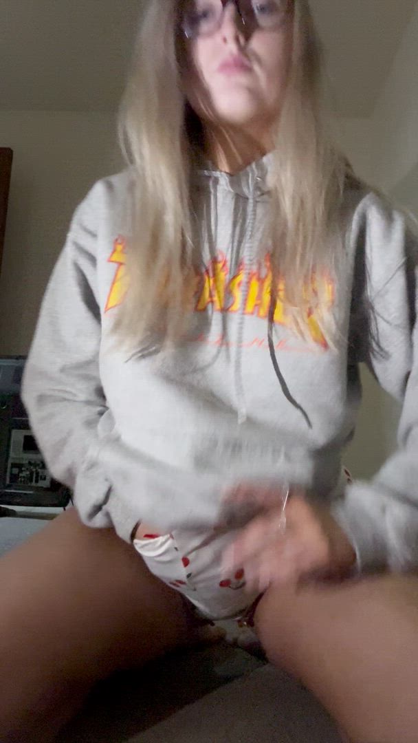 Blonde porn video with onlyfans model JESS<3 <strong>@action</strong>