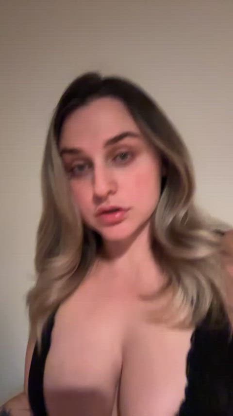 Big Tits porn video with onlyfans model elowyncat <strong>@cattoastcat</strong>