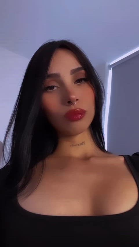 Petite porn video with onlyfans model Fernanda RG <strong>@lfernandarg</strong>