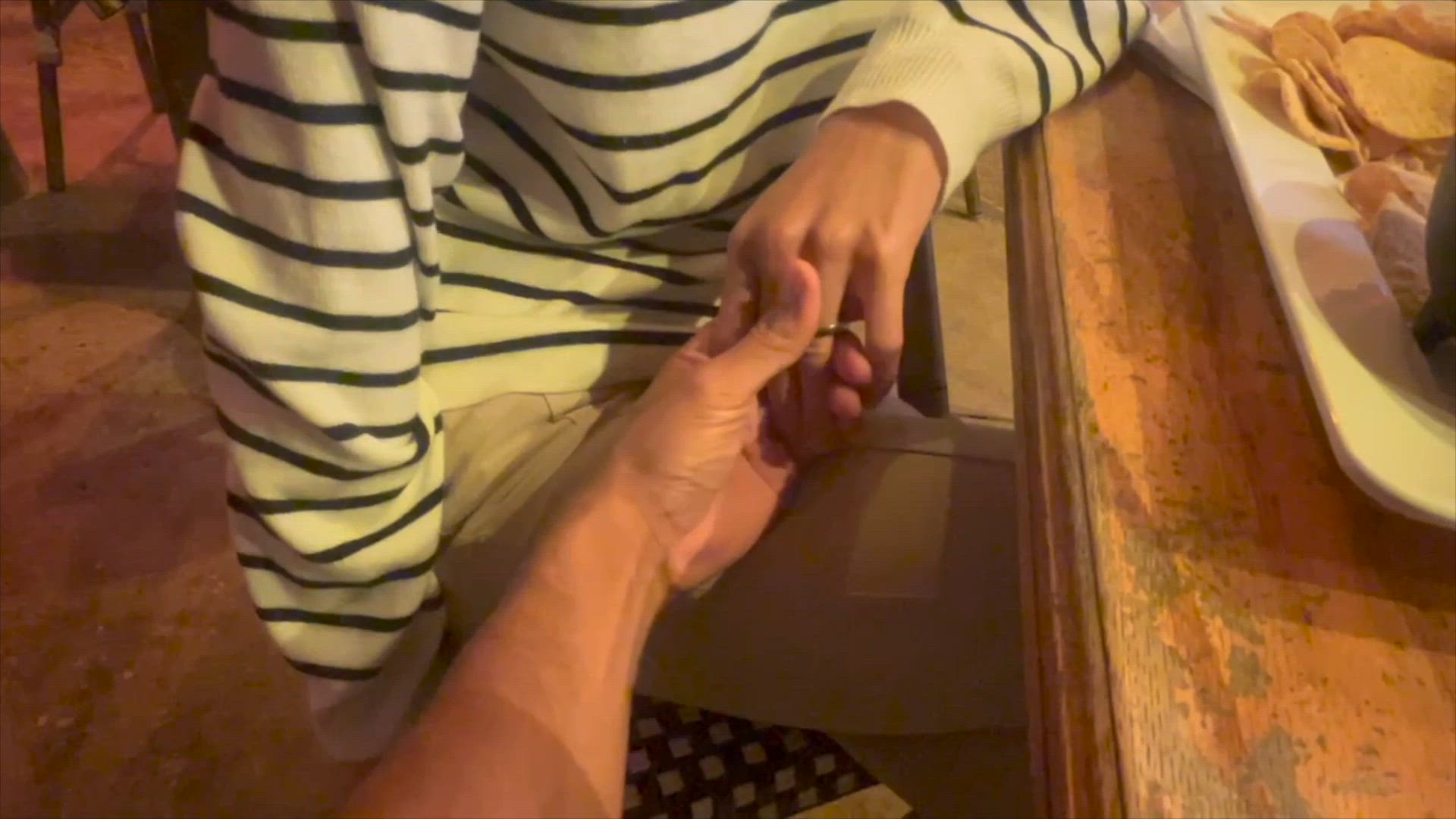 MILF porn video with onlyfans model sprtpscrtthrowaway <strong>@hey_itsmei</strong>